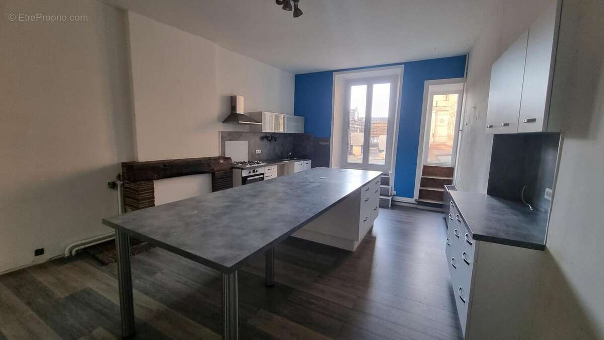 20250116_101106 - Commerce à NONTRON