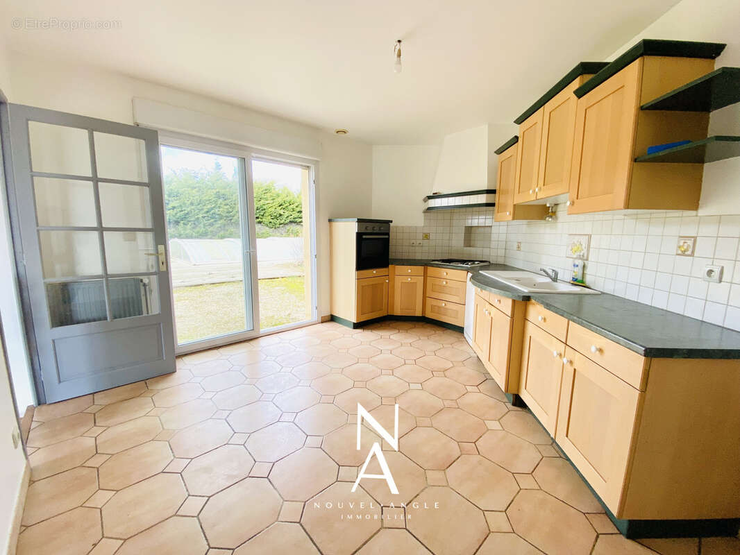 Maison à FRANCHEVILLE