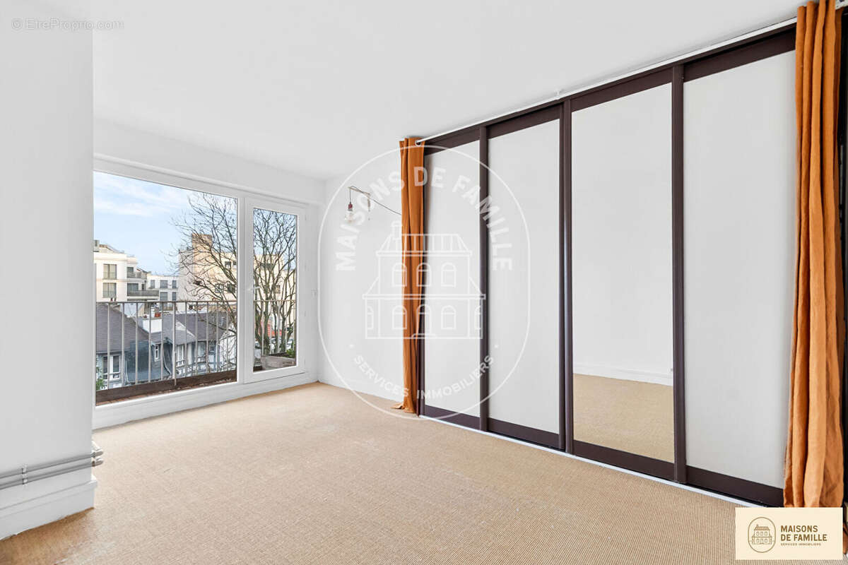 Appartement à SAINT-CLOUD