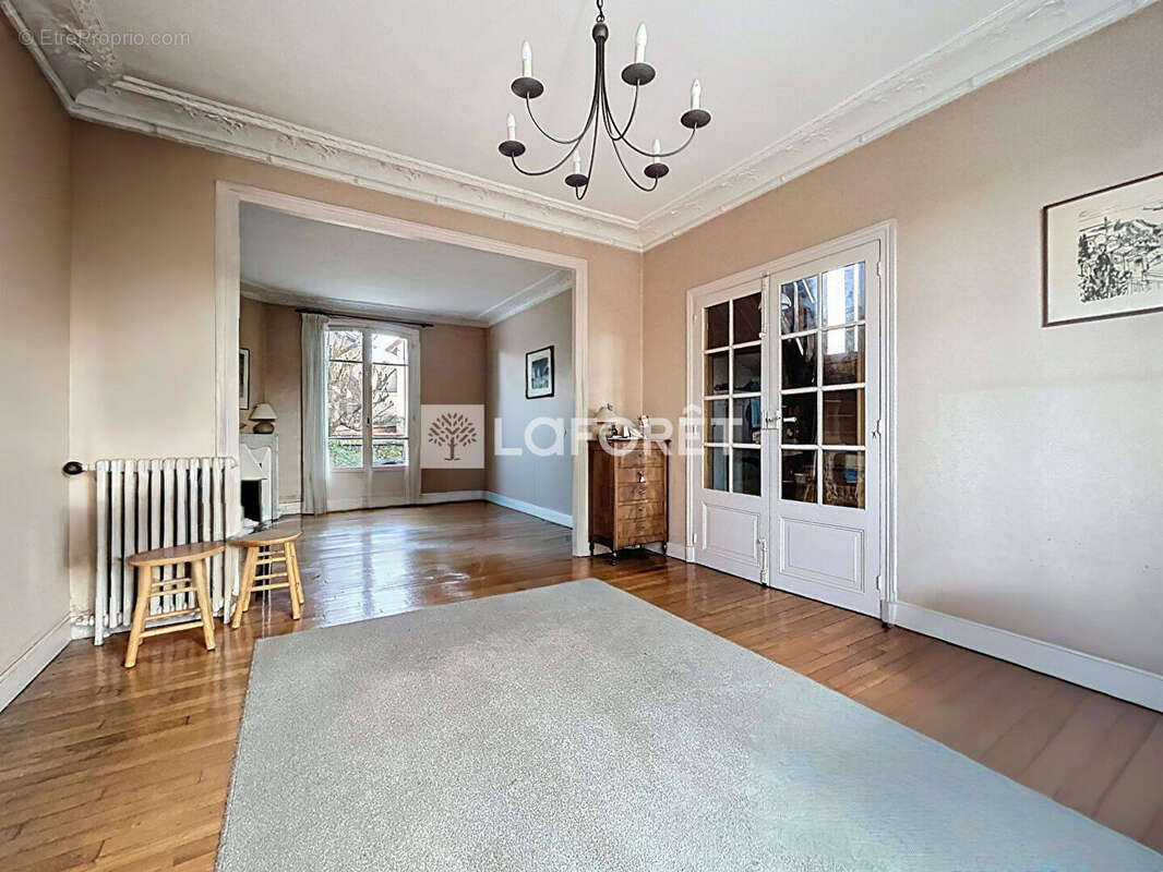 Maison à SUCY-EN-BRIE