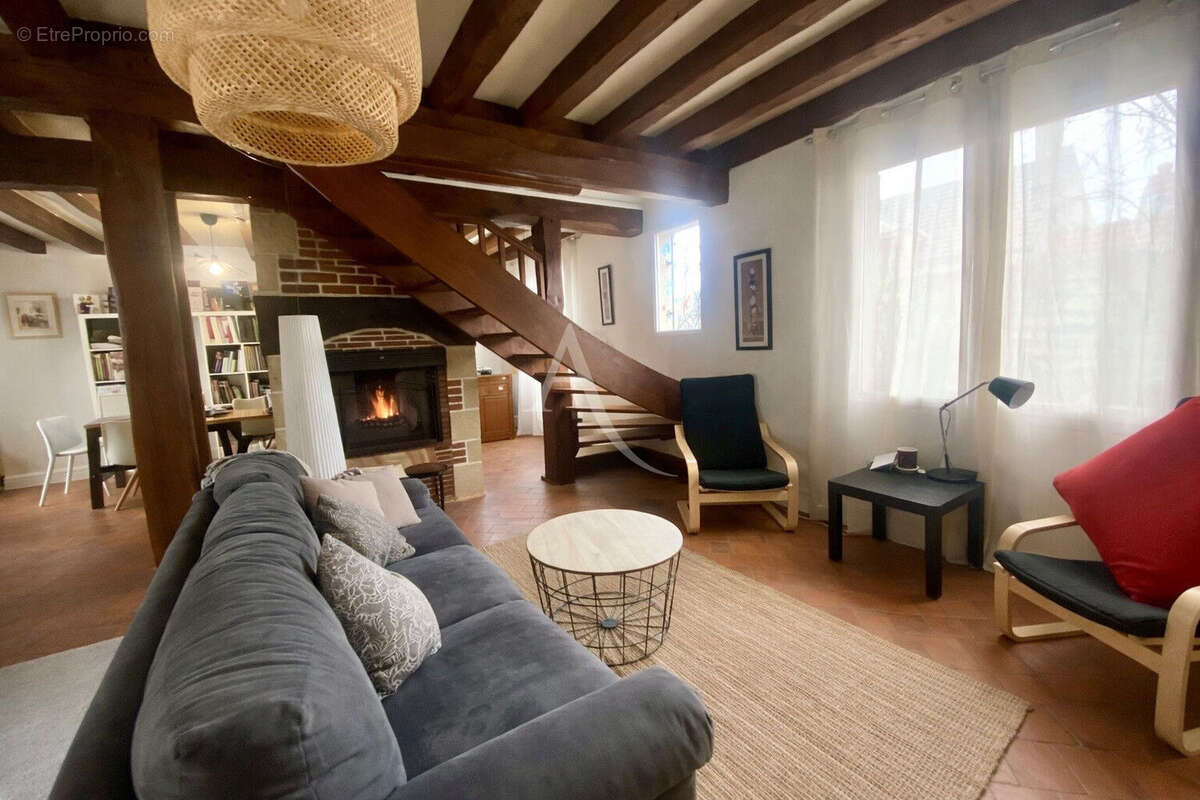 Maison à OLIVET