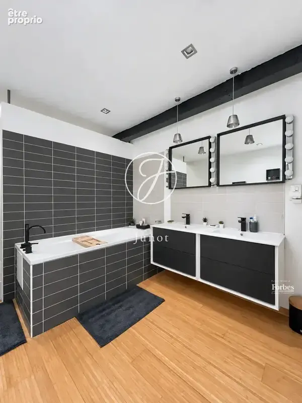 Hem - LA VALLEE - Loft de caractère - 7 pièces - 155m² – 4 chambres - Jardin - Parkings - photo 16