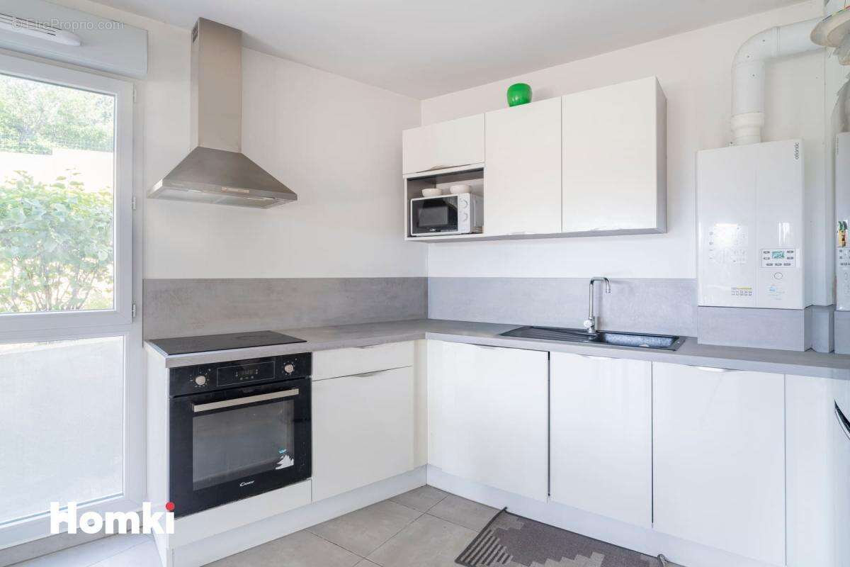 Appartement à MARSEILLE-12E