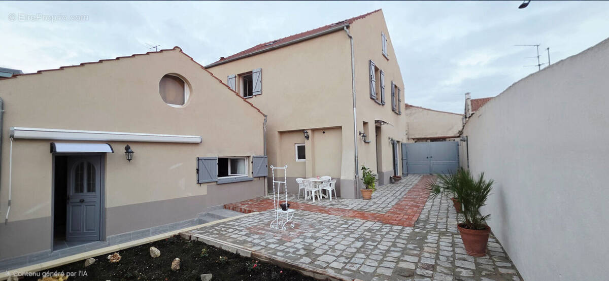 Maison à ETAMPES