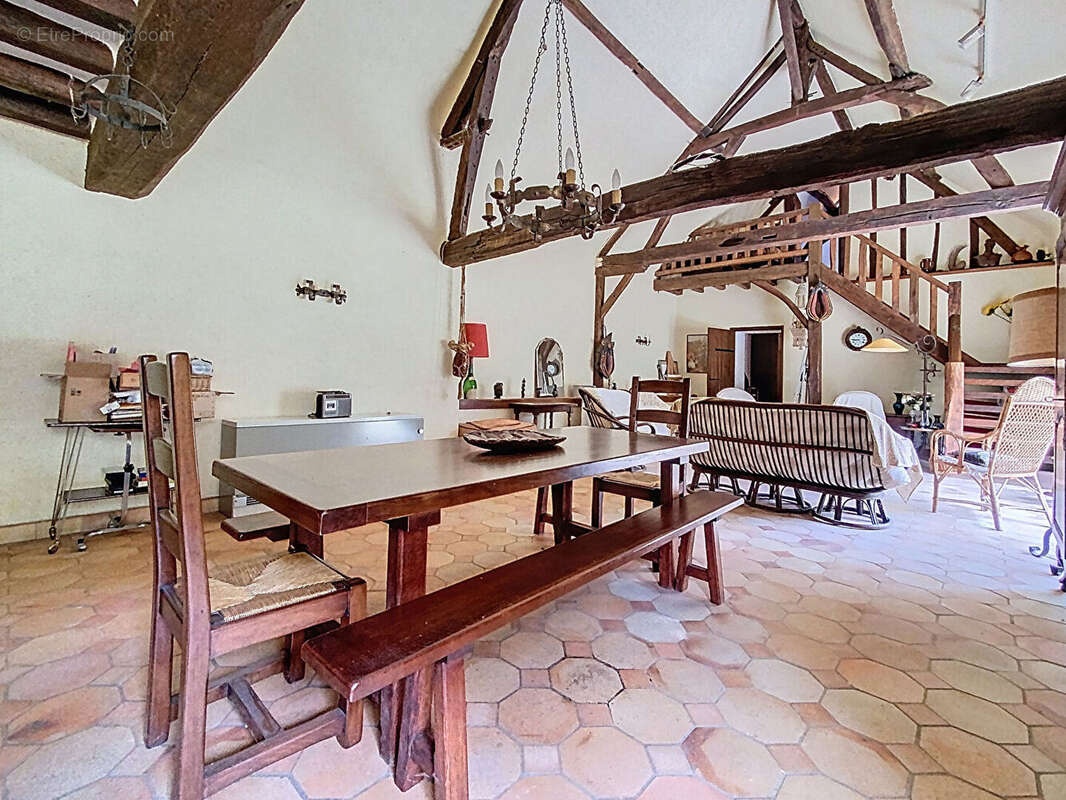 Maison à SORIGNY