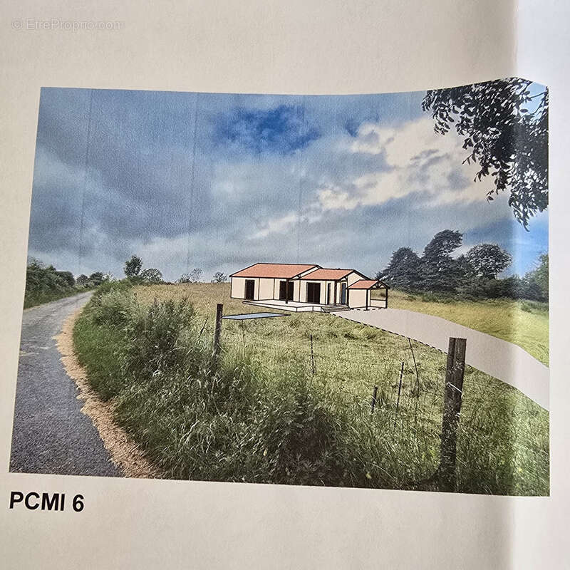 Terrain à SOLIGNAC-SOUS-ROCHE