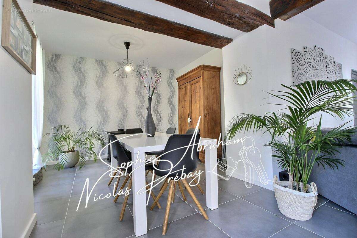 Maison à ANGERVILLE