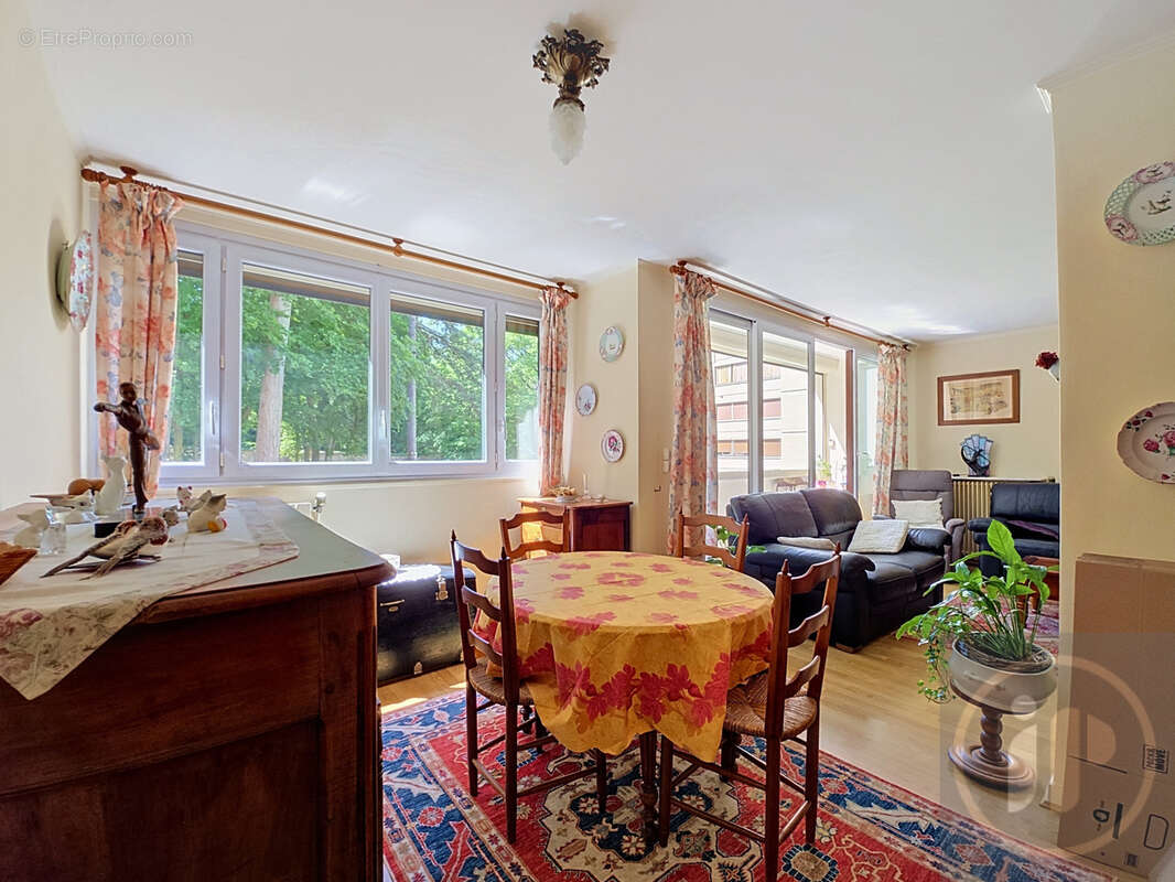 Appartement à POISSY