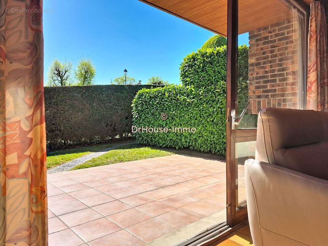 Maison 6 pièces 130 m² à vendre à Elancourt (78990) - photo 6