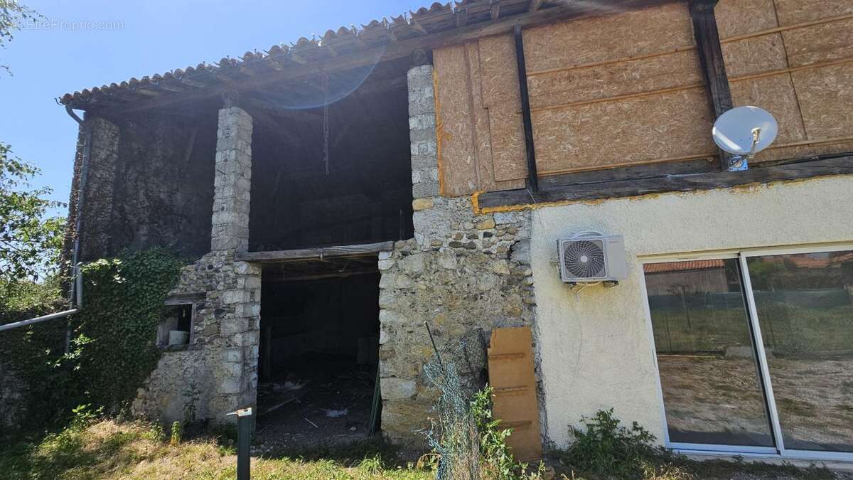 Maison à MARTRES-DE-RIVIERE