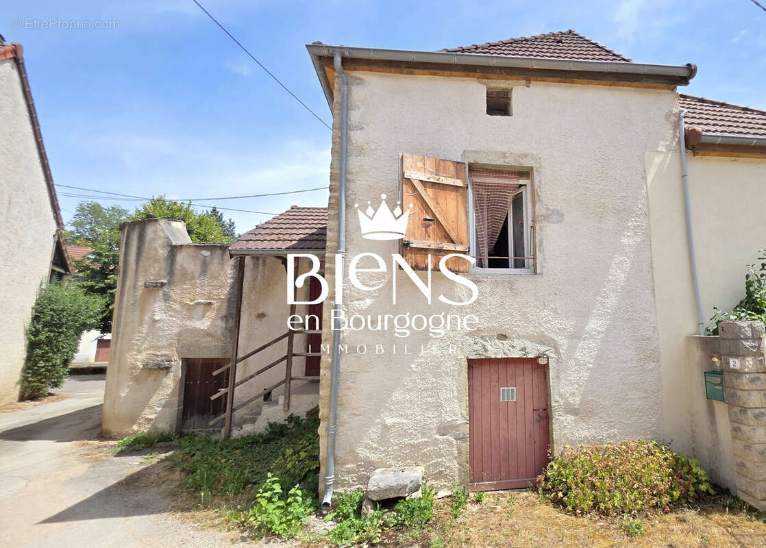 Maison à VAUCHIGNON