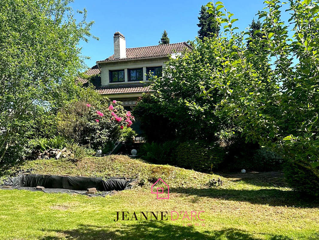 Maison à BOIS-GUILLAUME