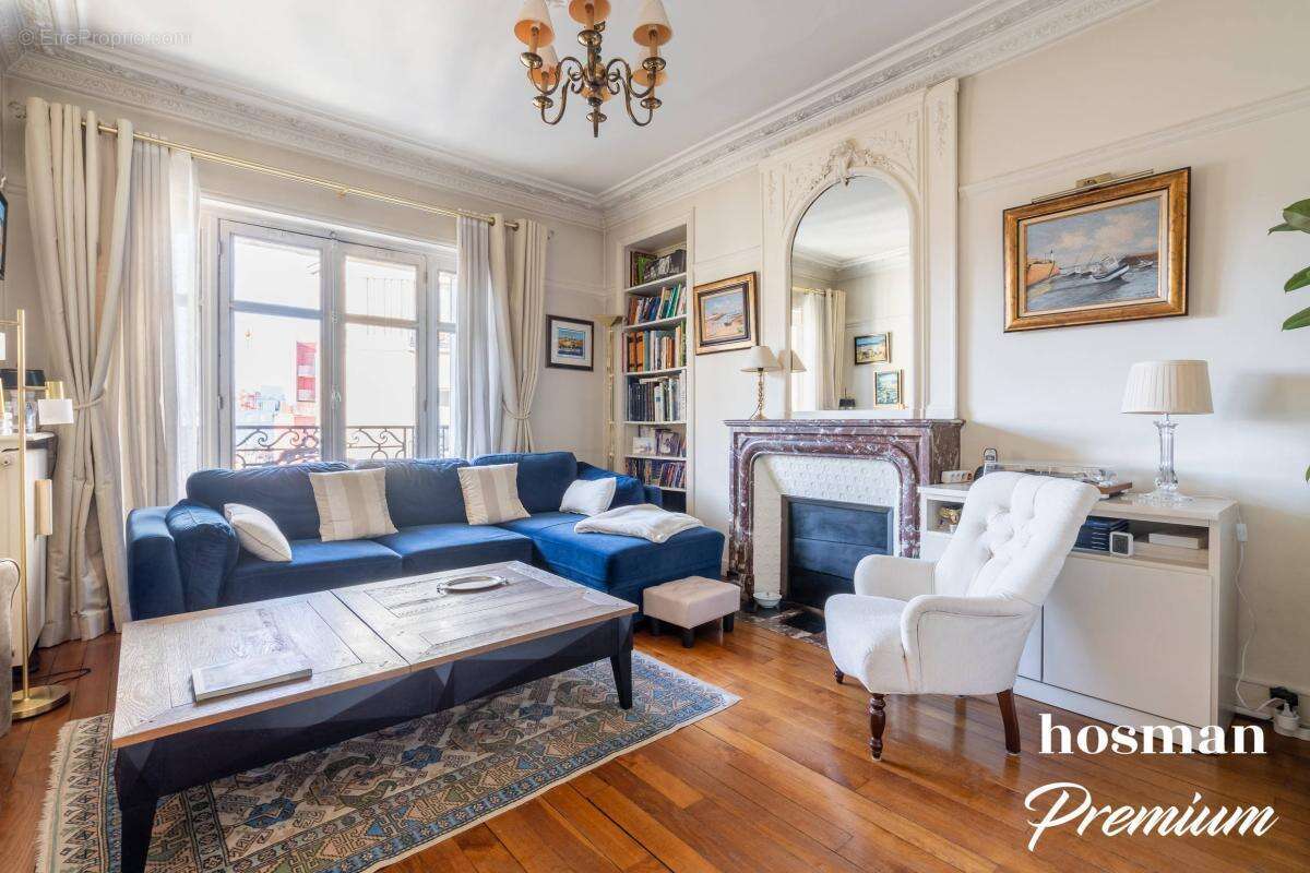 Appartement à PARIS-15E