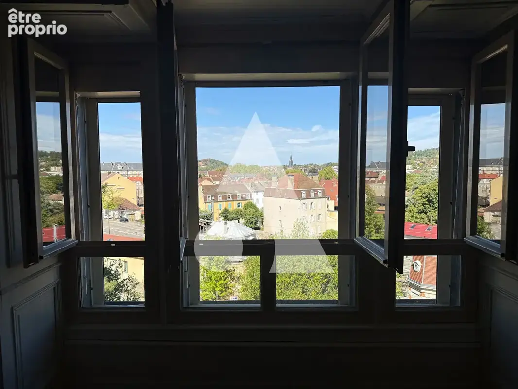 Appartement Lons Le Saunier - 2 chambres - photo 5