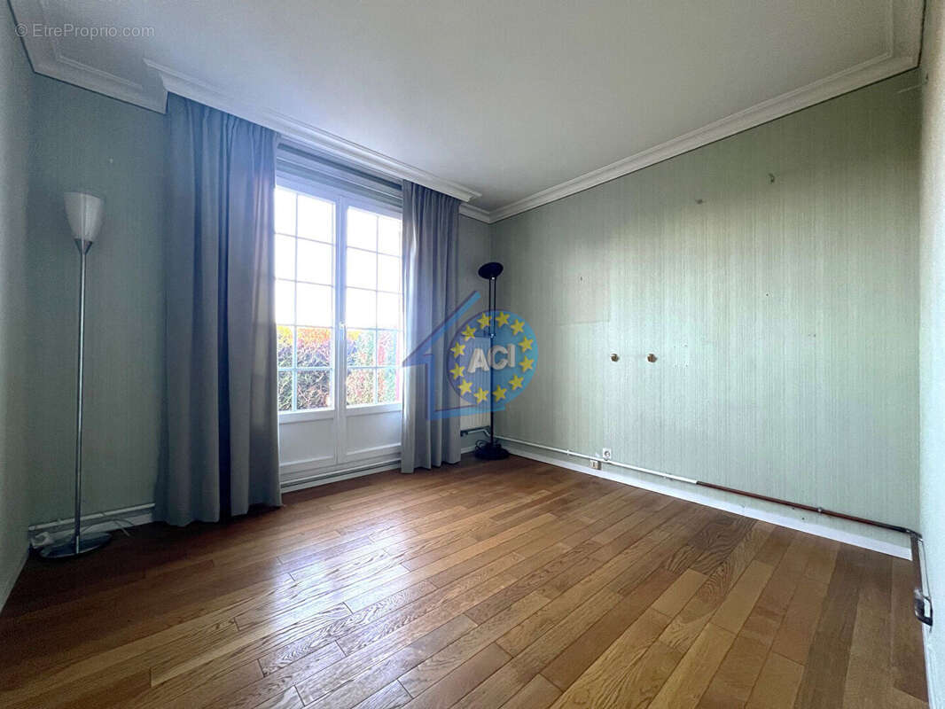 Maison à MANTES-LA-VILLE