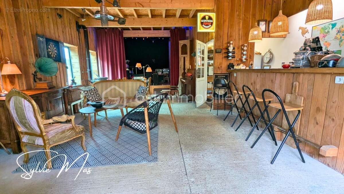 Ensemble de caractère - 2 hectares - DPE C - photo 17