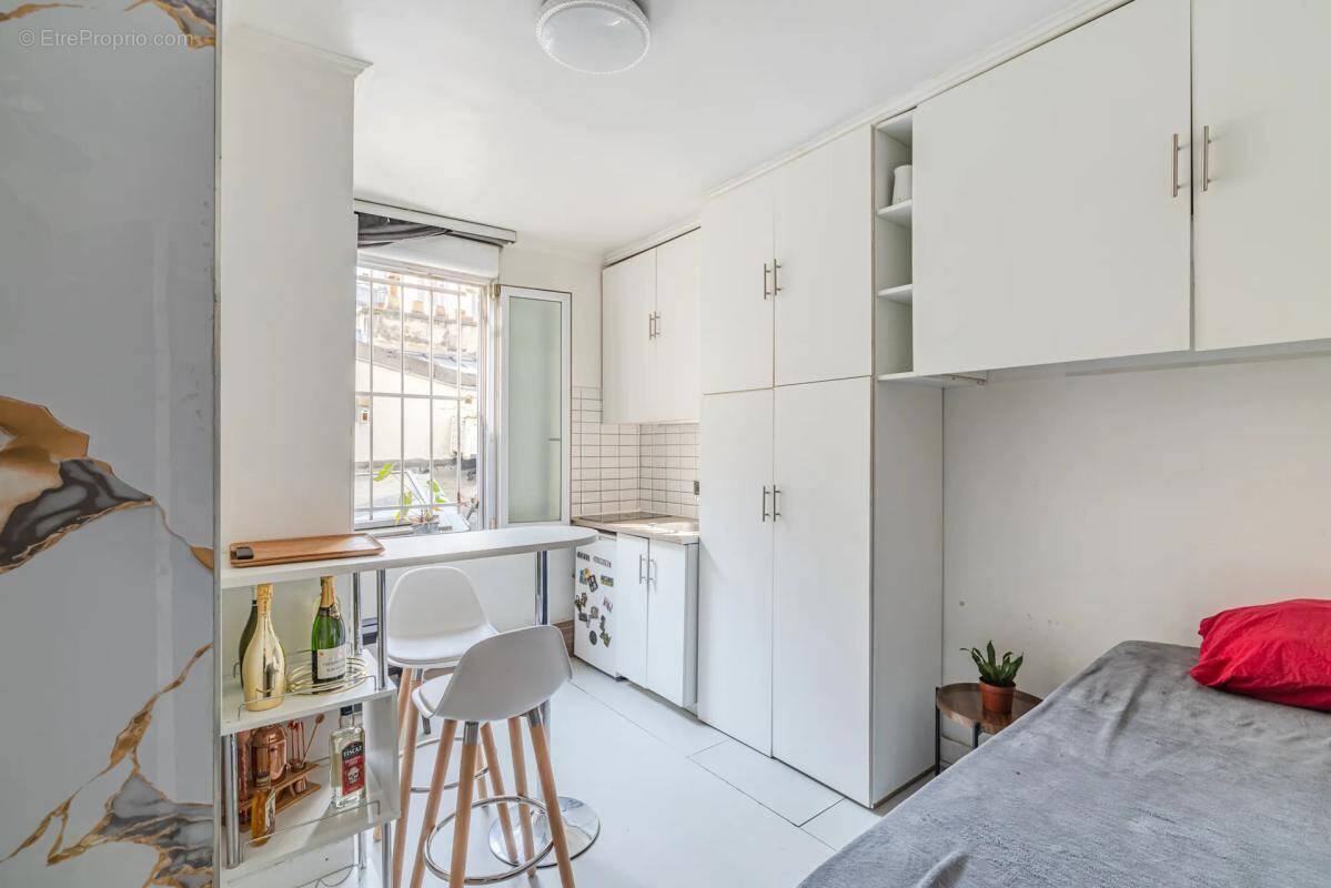 Appartement à PARIS-3E