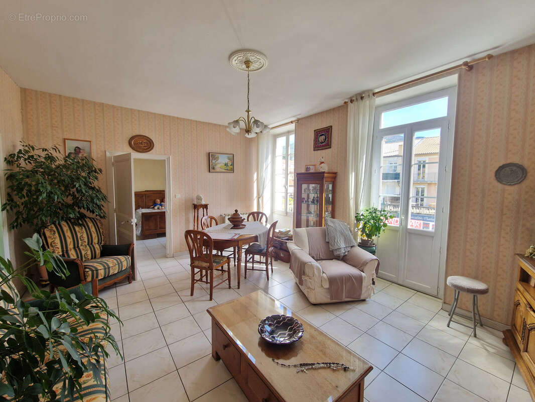 Appartement à NYONS