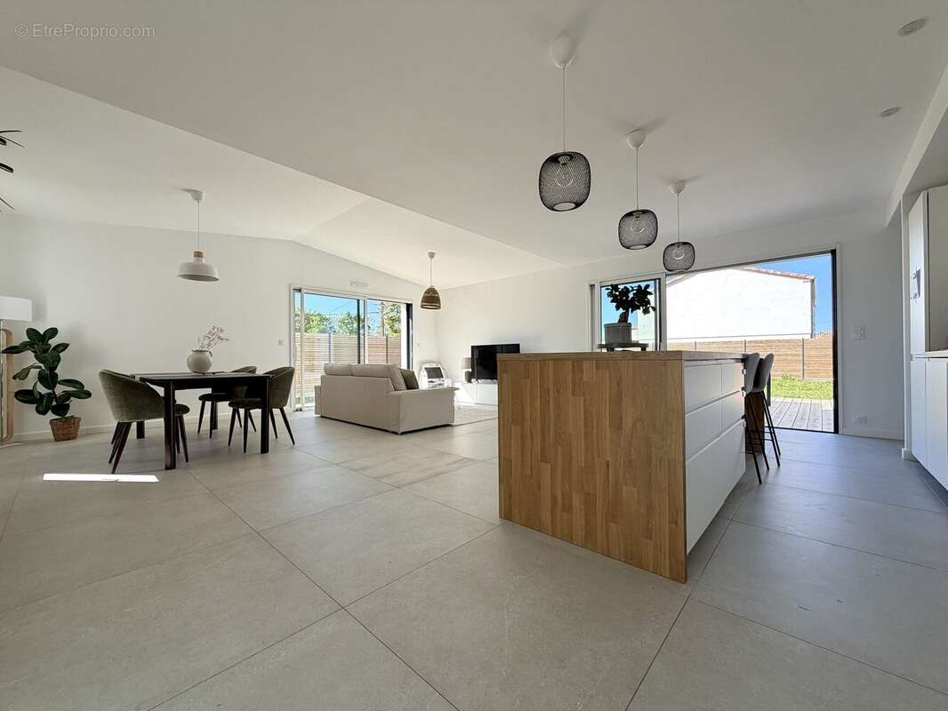 Pièce de vie - Maison à CHALLANS