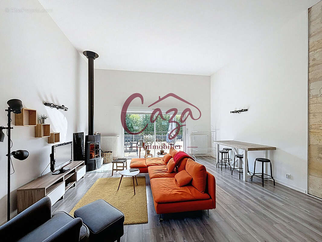 Maison à CAMBLANES-ET-MEYNAC