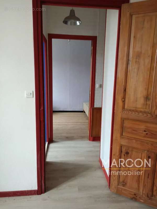 Maison à LA VILLENEUVE