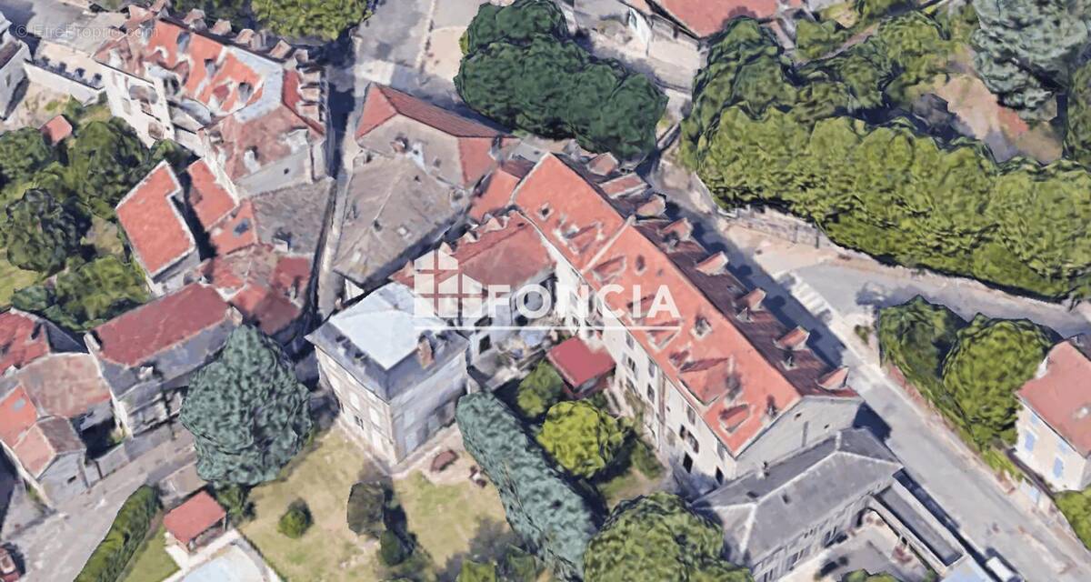 Appartement à LA TRONCHE