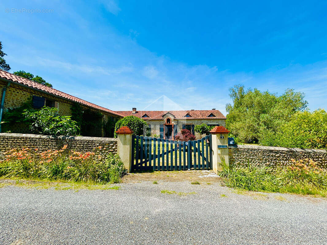 Maison à VILLEFRANQUE