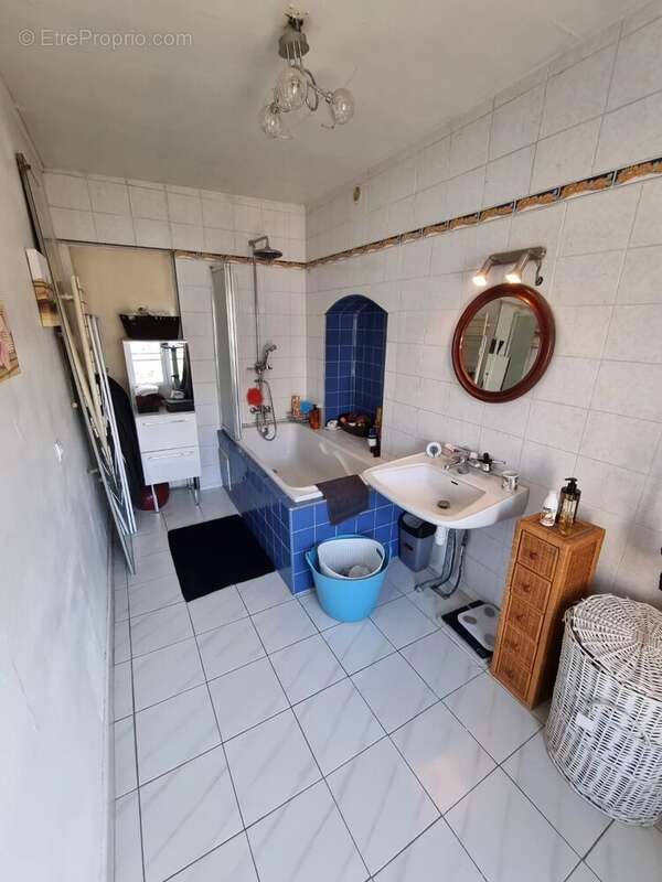 Maison à FAREMOUTIERS