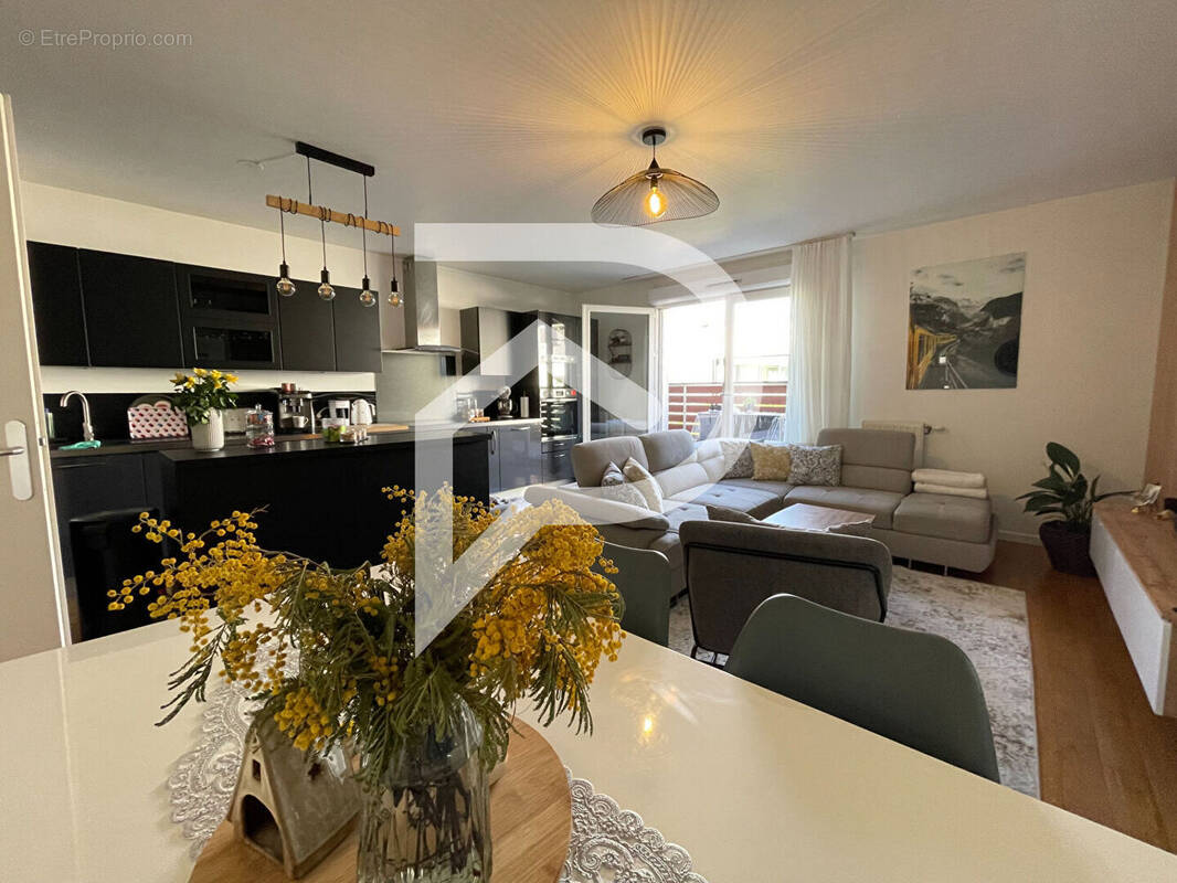 Appartement à LIMEIL-BREVANNES