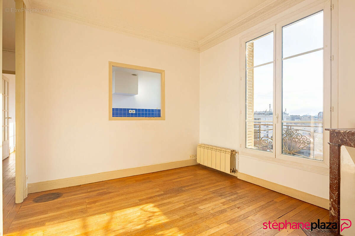 Appartement à COLOMBES