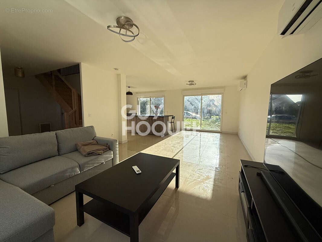 Maison à LIVERDY-EN-BRIE