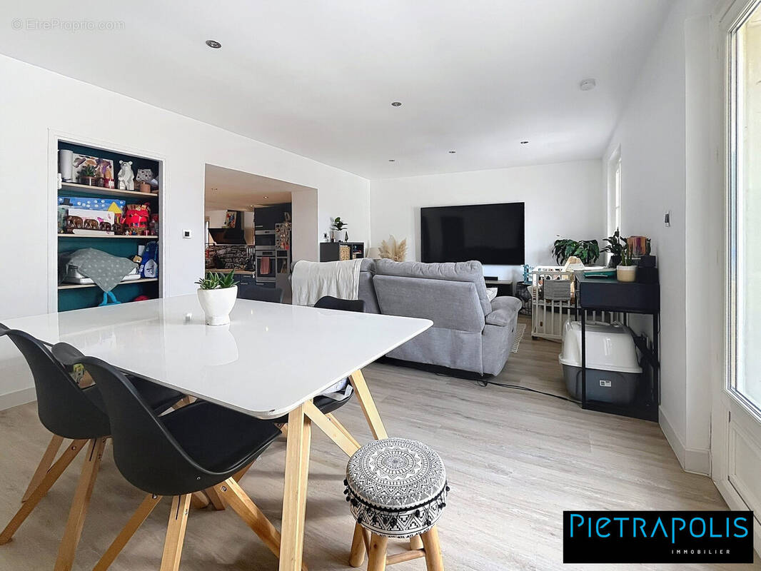 Appartement à DARDILLY