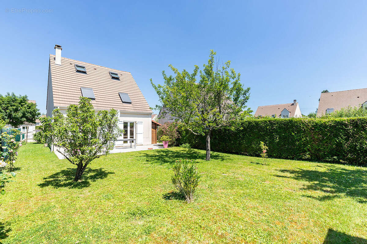 Maison à VILLEJUST