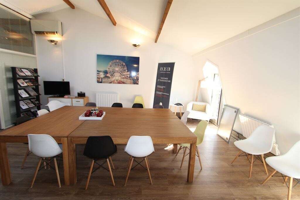 Appartement à PARIS-9E