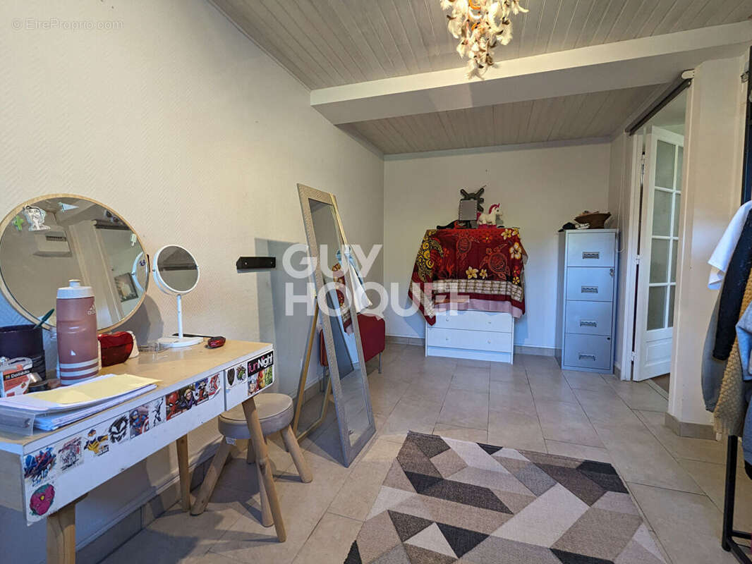 Maison à SAINT-PIERRE-DU-MONT