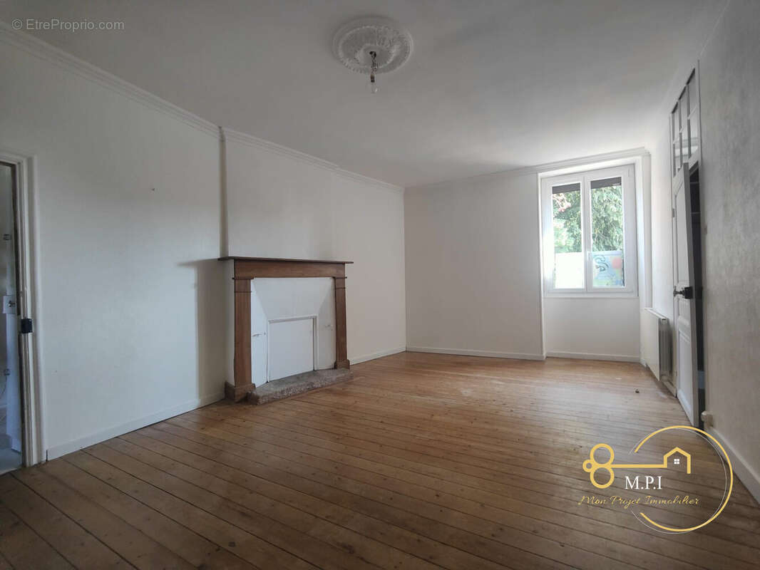 Maison 132 m² à Saint-Paterne  - photo 6
