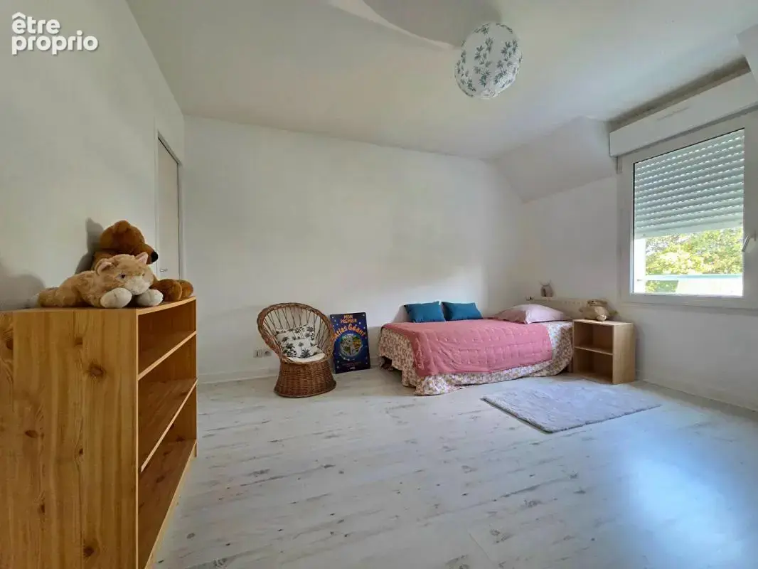 Maison Avrille 5 pièce(s) 131 m2 - photo 8