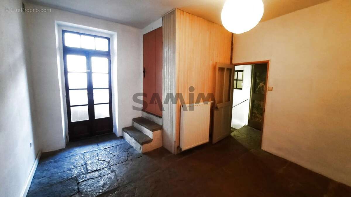 Maison à POMPIGNAN