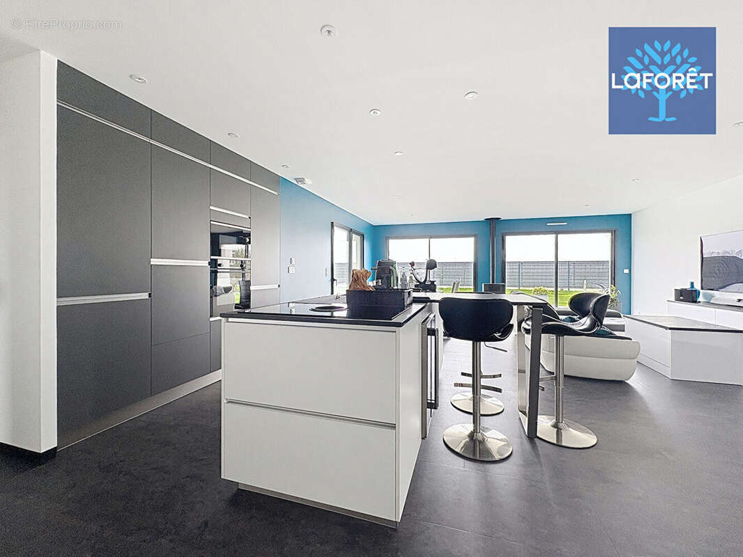 Maison à BOURNEVILLE