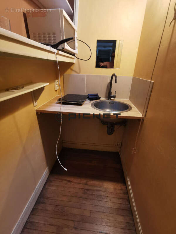 Appartement à PARIS-14E