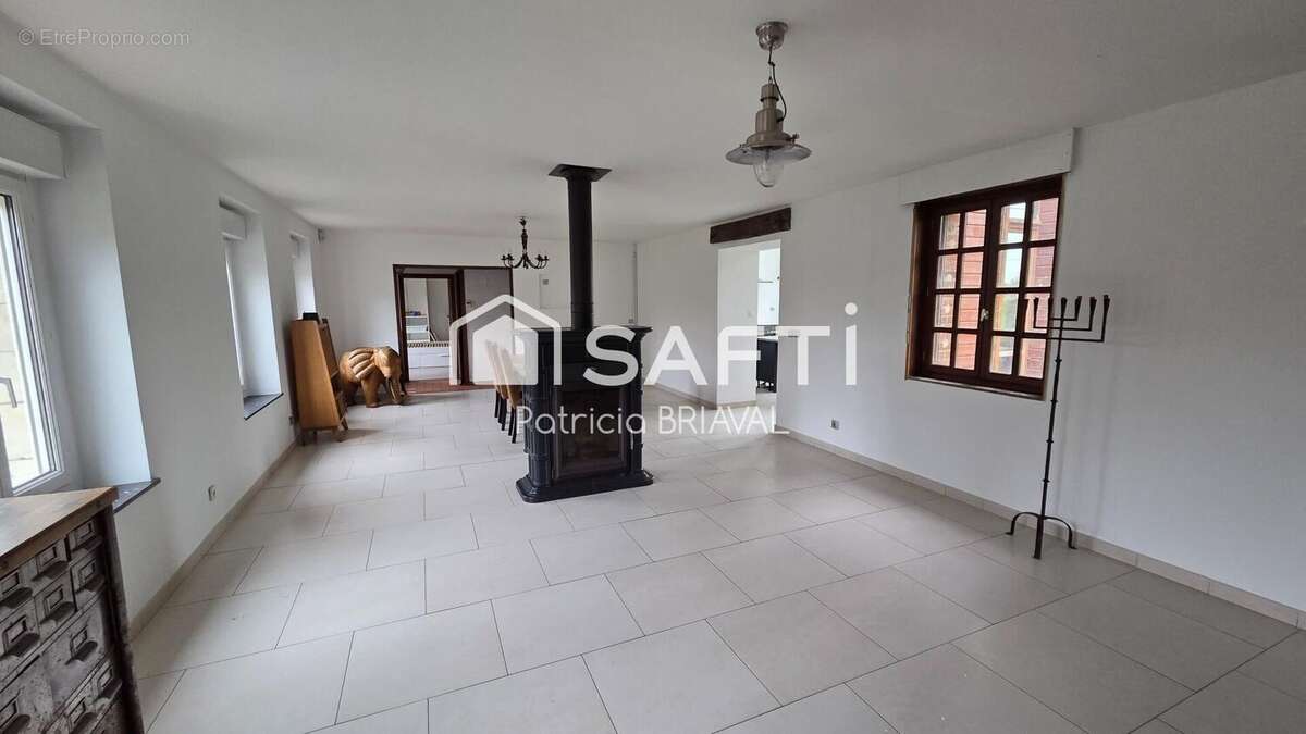 Photo 2 - Maison à CAMBLAIN-L'ABBE