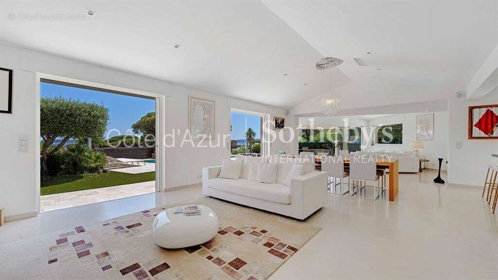 Villa de luxe avec vue sur Saint-Tropez, quartier Sémaphore, Sainte-Maxime - photo 8