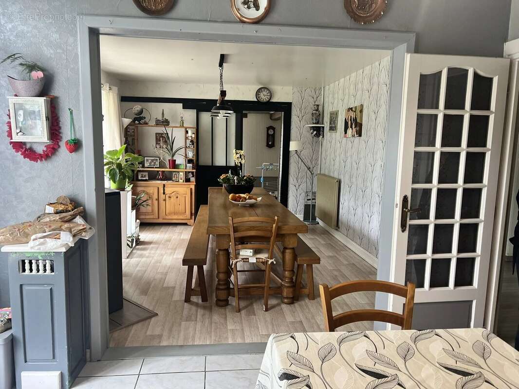 Maison à MAISONNAIS-SUR-TARDOIRE