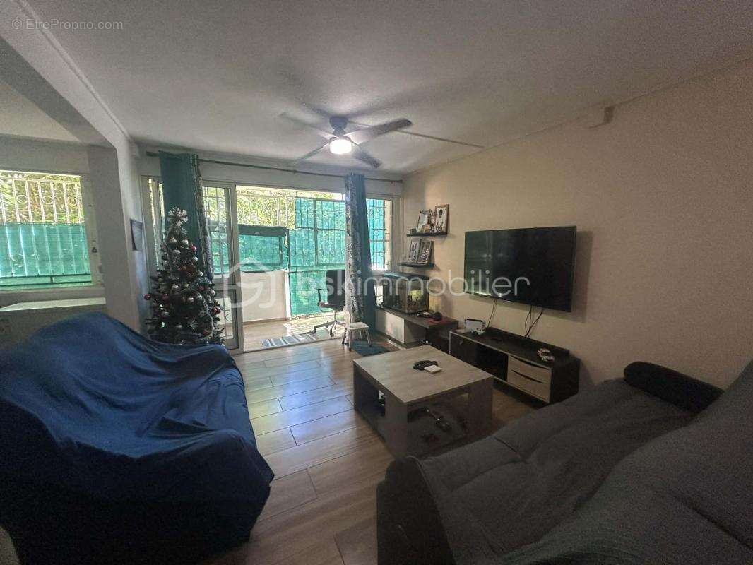 Appartement à SAINT-DENIS