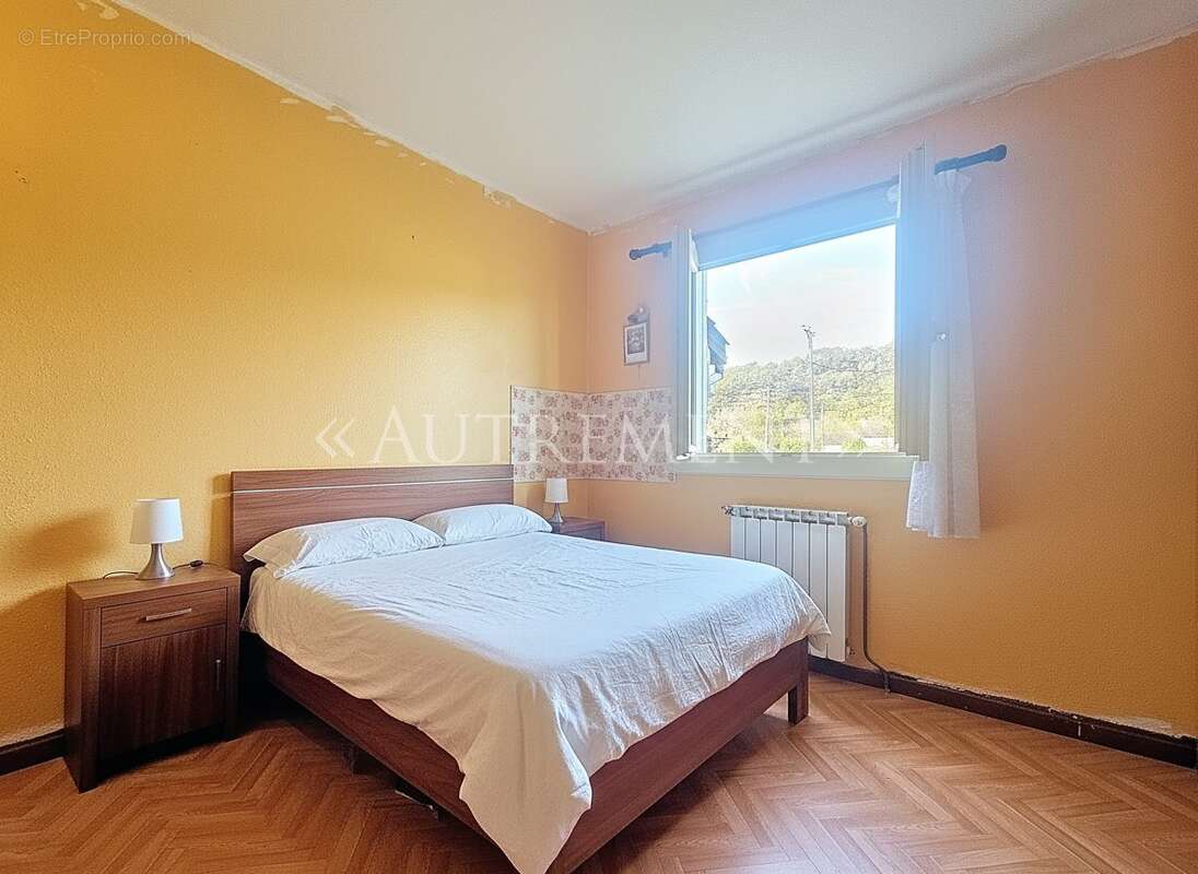 Maison à SAINT-SULPICE