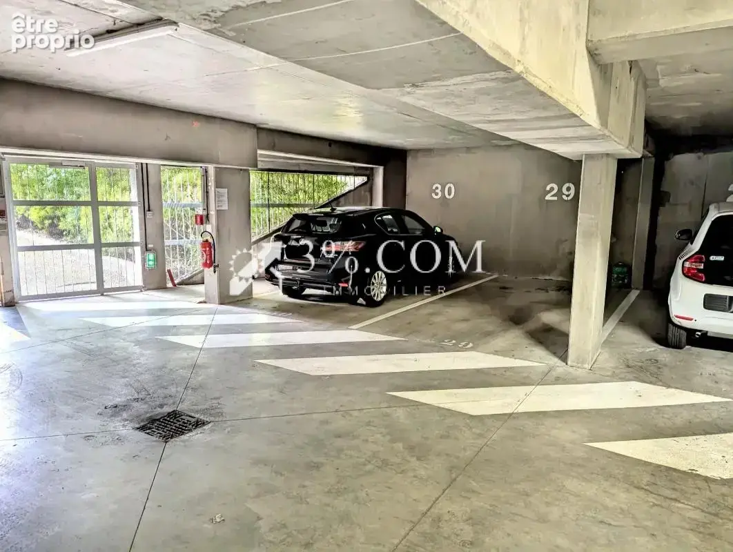 Roubaix EDHEC - Place de parking en sous-sol - photo 2