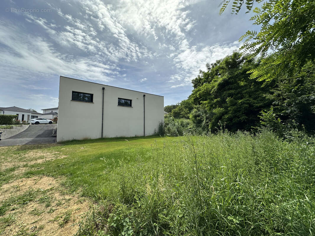 POUILLON - Maison récente Type 7 sur sous-sol - photo 20