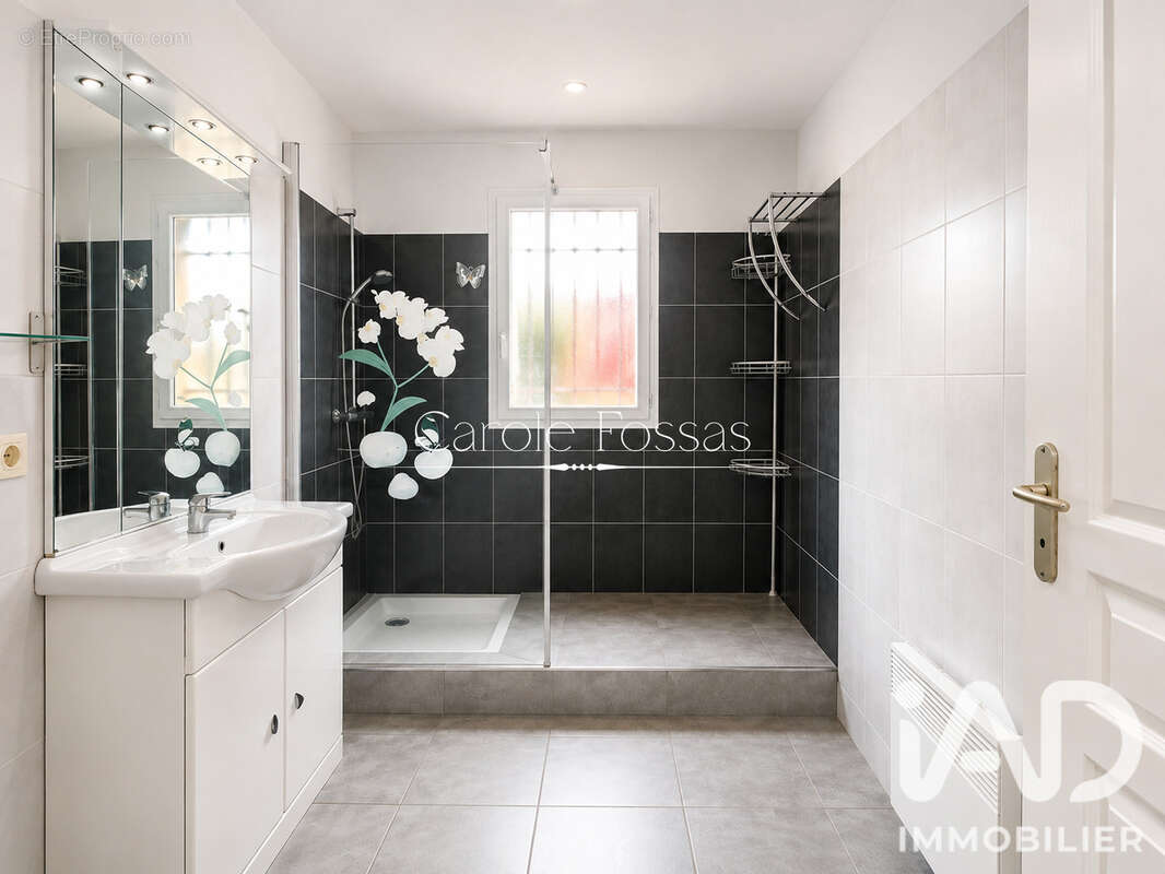 Maison 110 m² à Saint-Hippolyte  - photo 6