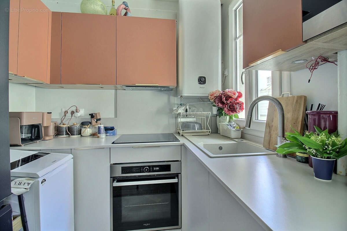 Appartement à PARIS-14E