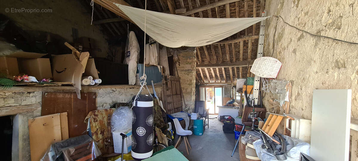 A vendre maison avec grange - photo 14